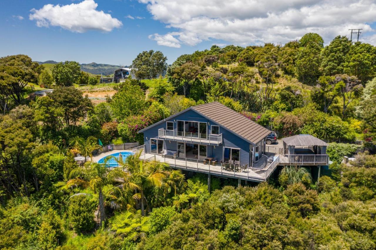 Harbour View Villa Whangaroa Kültér fotó